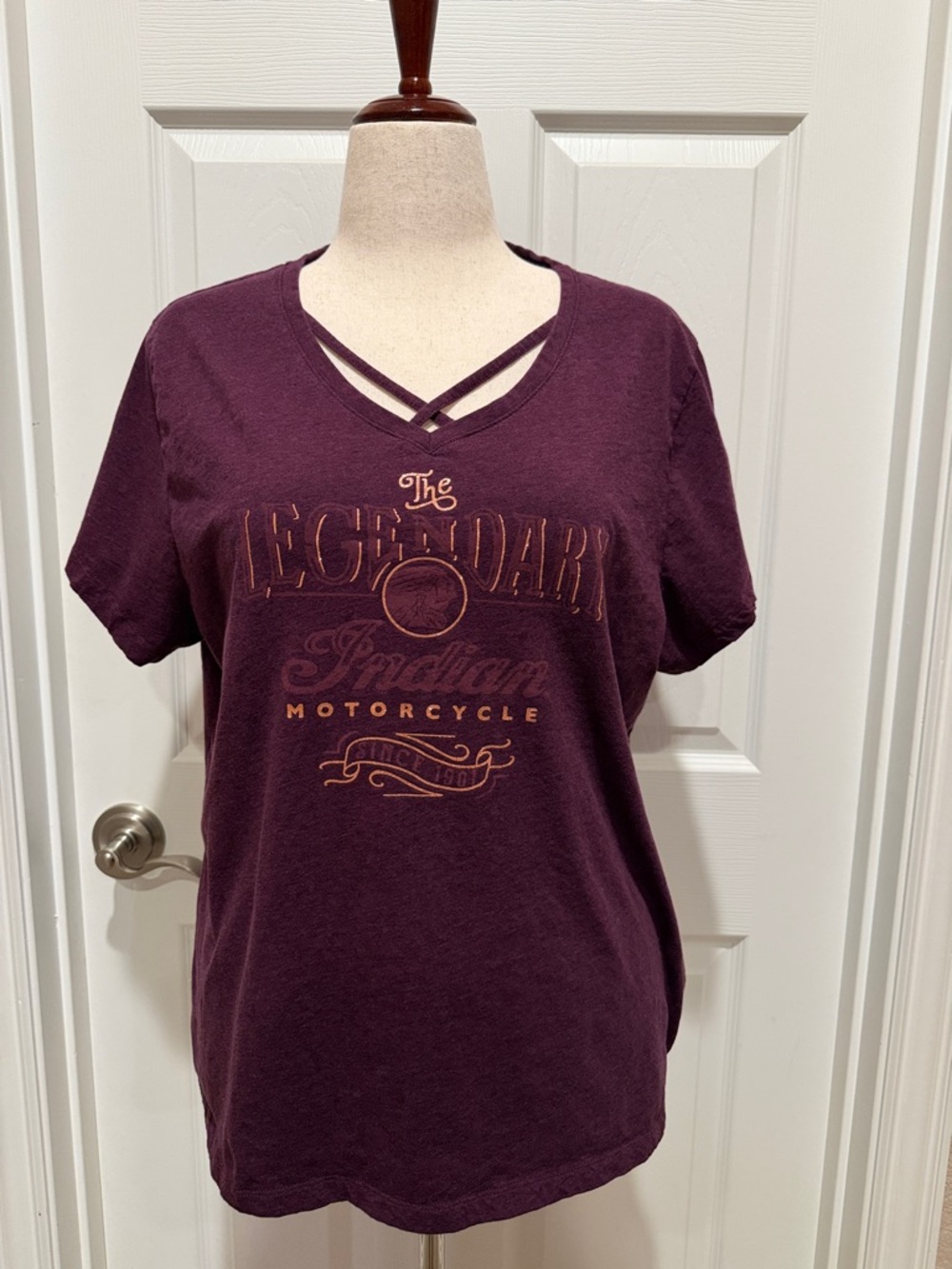 NWOT Indian Motorcycle Plum Crisscross V-Neck Motorcycle Graphic Tee 2XL